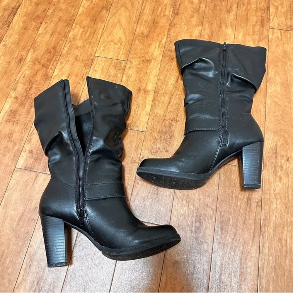 Classic Black Mid-Calf Heeled Boots with Side Zip